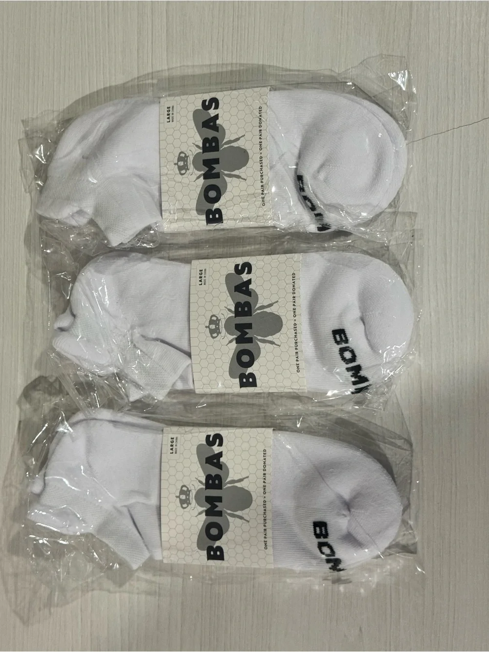 Bombas Unisex Men's Ankle white Athletic Socks - 3 Pairs